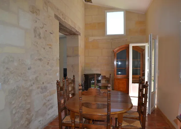 Maison De Brandey 度假居 *